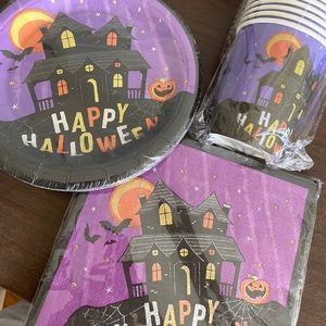 Halloween party paper plates, napkin , paper cups set - set In 10